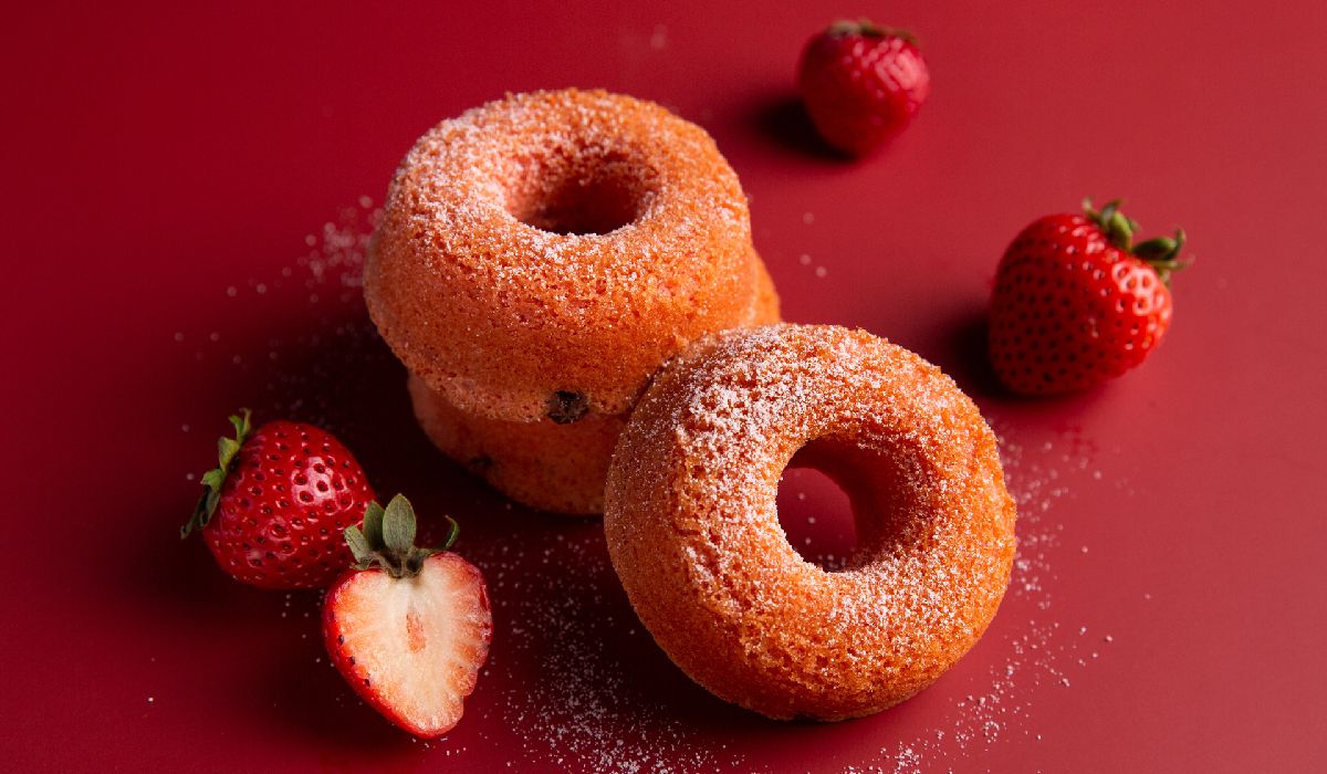 LA ONE 草莓季 與你甜甜圈在一起