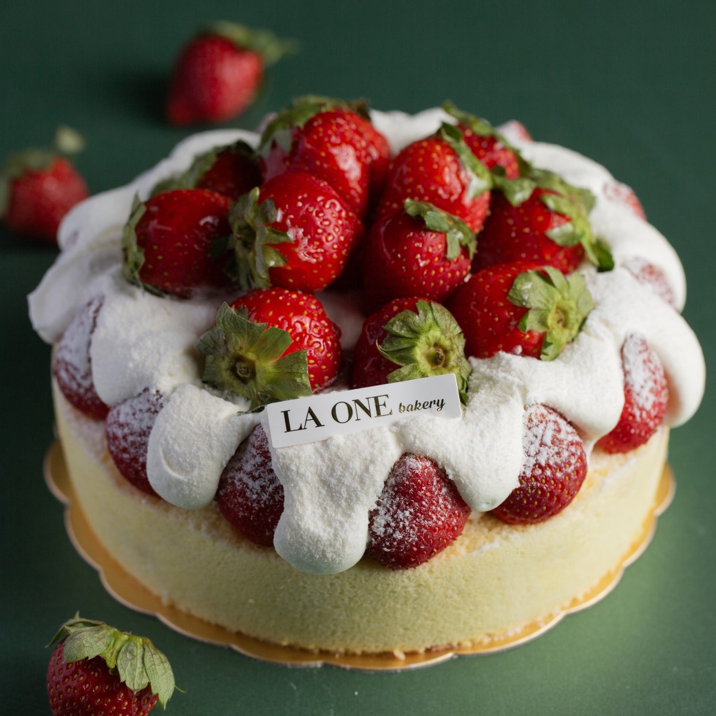 LA ONE Cafe 草莓法蘭斯 聖誕蛋糕